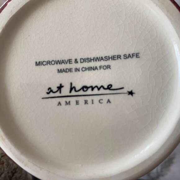 Adorable EUC Milk and Cookies Set for Santa - Picture 4 of 4